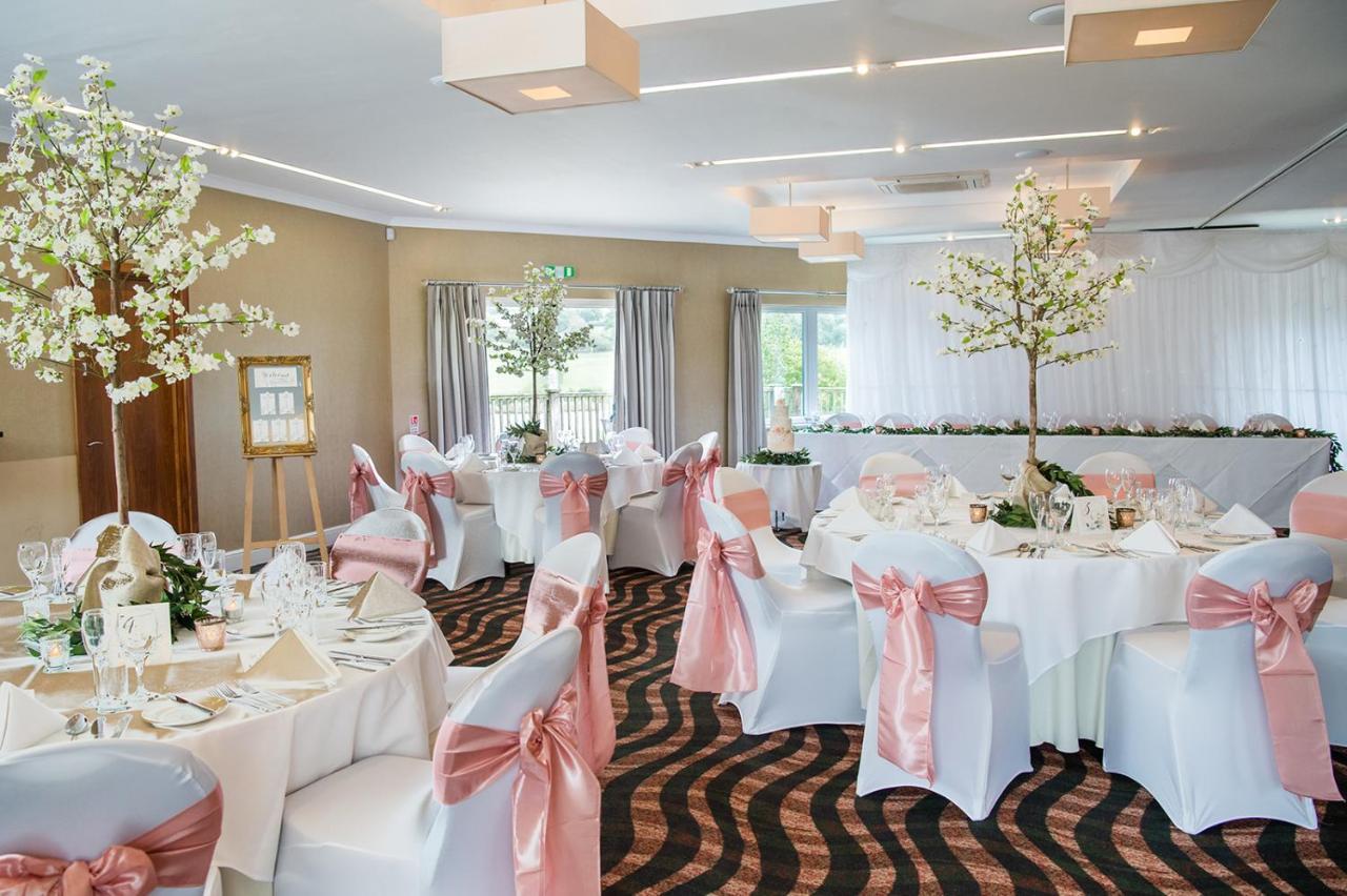 Lakeside Park Hotel&Spa Fishbourne  Buitenkant foto